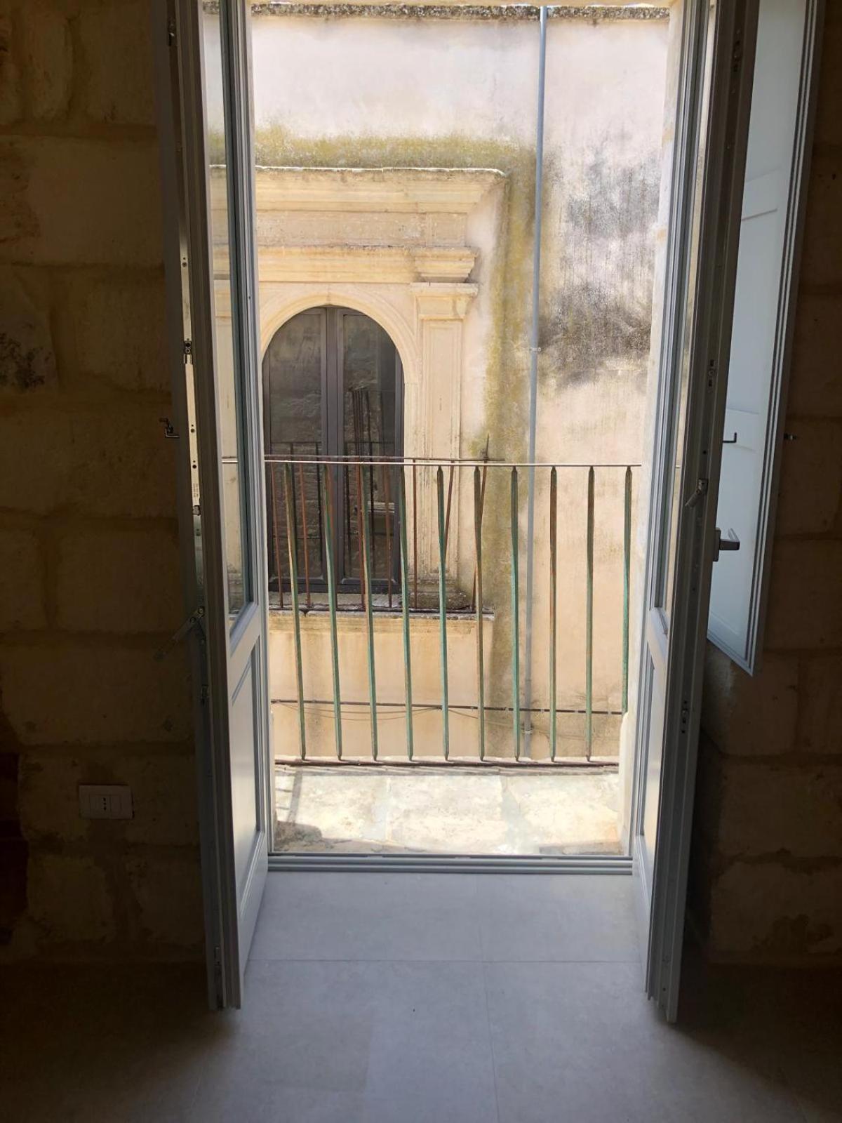 Odegos Monolocali Vico Sant'Antonio Villa Carpignano Salentino Exterior foto